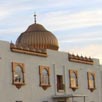 this gurdwara has over 8000 regular attendees visit it over